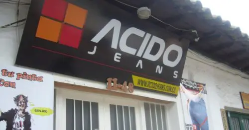 ACIDO JEANS CHIA ACIDO JEANS CHIA